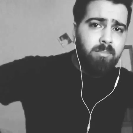 علی هایپر جدیدا یکی اومده تو قلبم عاشقم کرده شدیدا